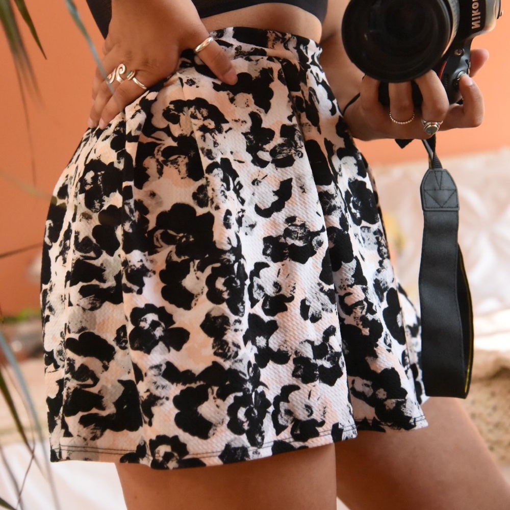 DESIGNER FLORAL PRINT SKIRT